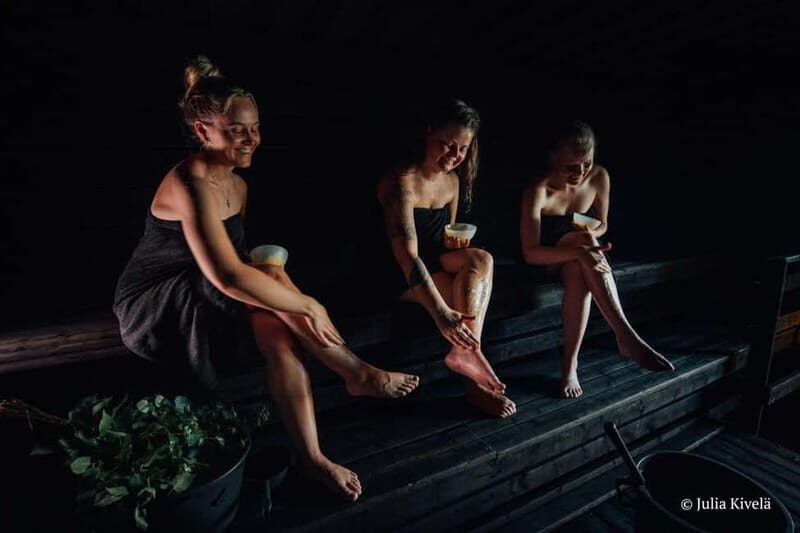 Jyvaskyla: Finnish Smoke Sauna Experience with Jacuzzis - What’s Included & What to Keep in Mind