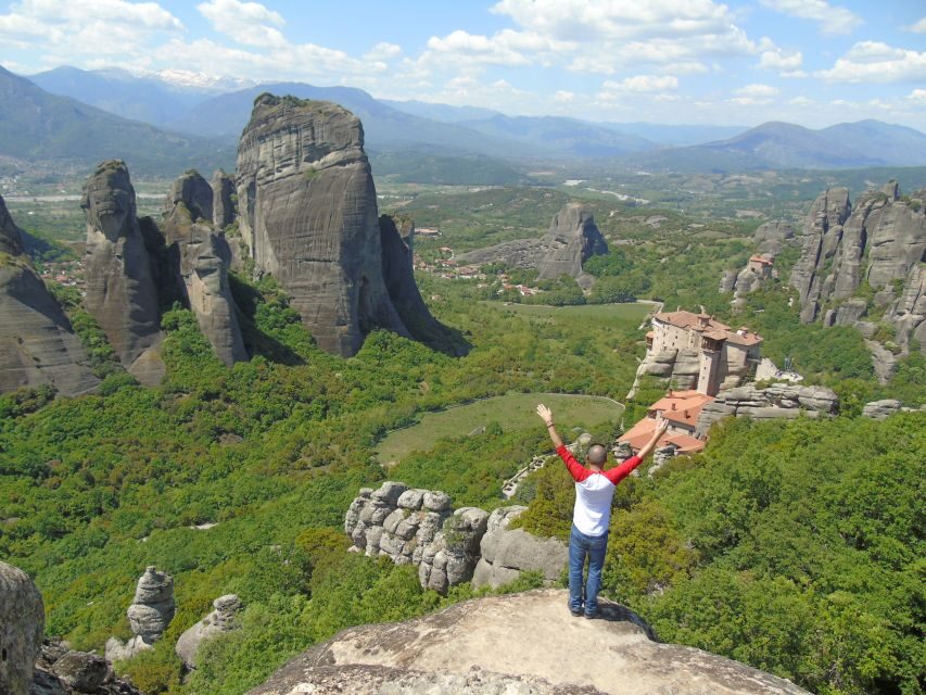 Kalampaka: Meteora Private Customized Tour in English 6 hour - Exploring the monasteries