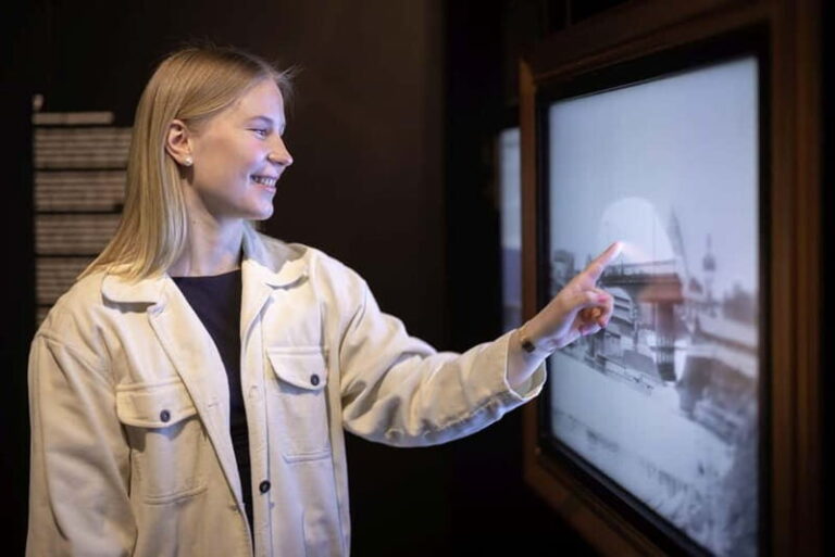 Kangasala: Mobilia Museum Ticket - Engaging Kids with Puzzles and Playgrounds