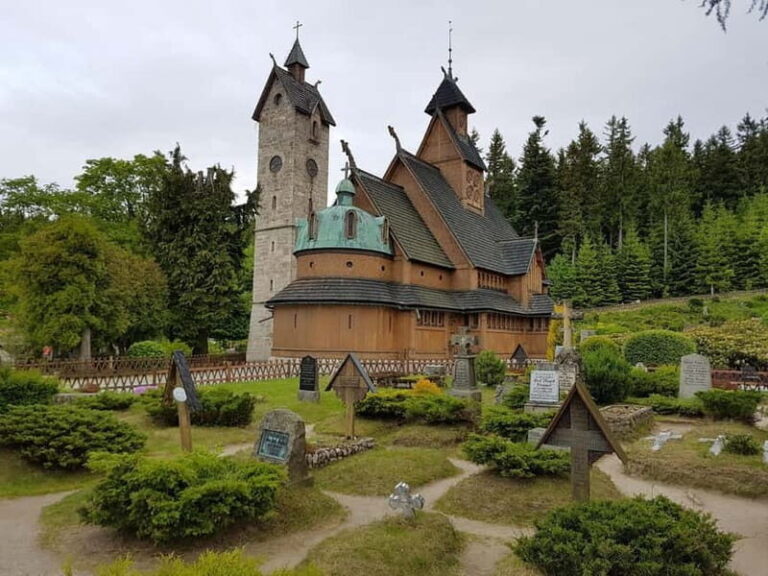 Karpacz: Private Guided City Tour - Who This Tour Is Best For