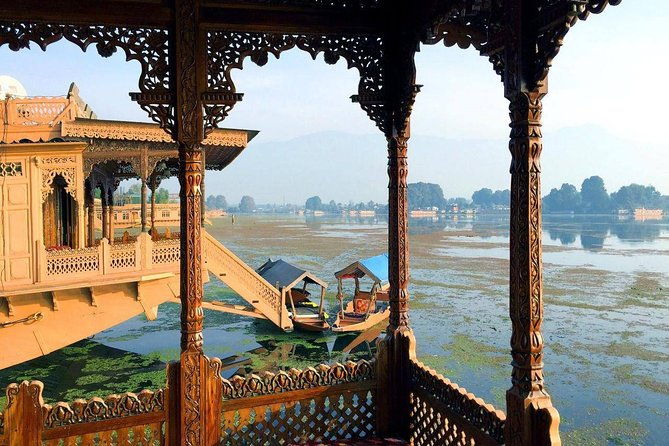 Kashmir Private Tour - an ultimate abode of heaven - An In-Depth Look at the Kashmir Private Tour