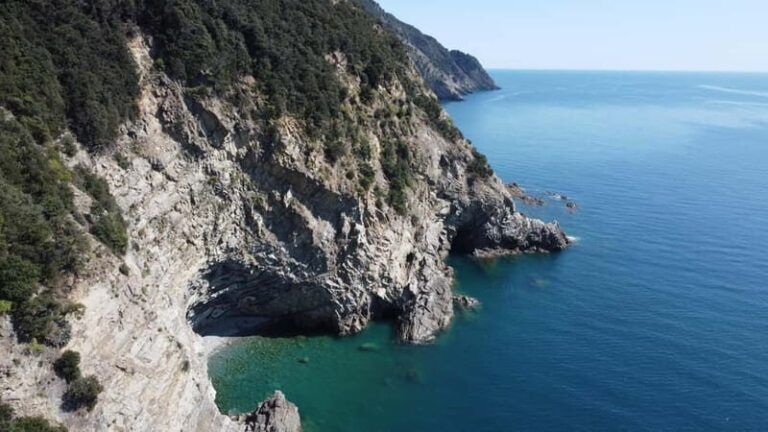 Kayak Tour Between Levanto and the Cinque Terre: A Unique Experience in Liguria - What’s Included and How It Adds Value