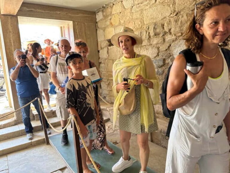Knossos Palace: Family-friendly Mythology Tour - FAQs