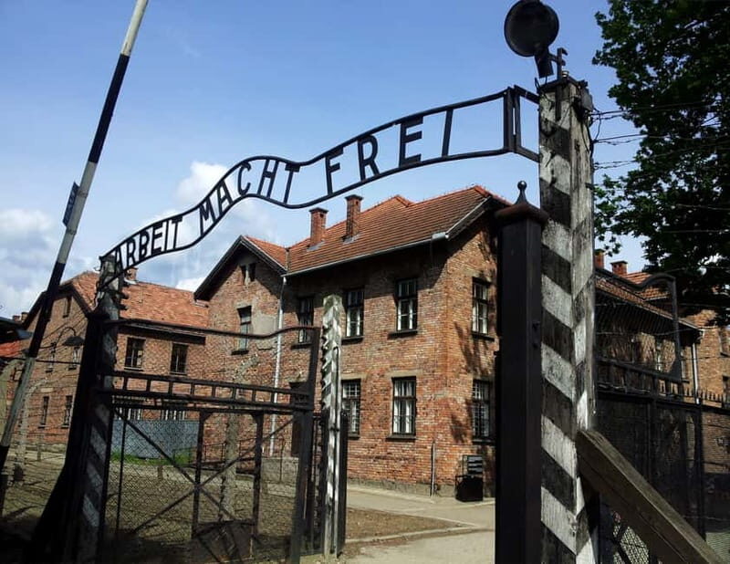 Krakow: Auschwitz-Birkenau Memorial Tour with Optional Lunch - Practical Details on the Experience