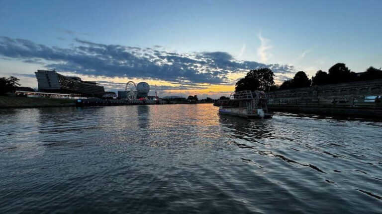 Krakow: Vistula River Sightseeing Cruise with Audio Guide - Final Thoughts