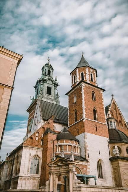 Krakow: Wawel Castle and Cathedral Guided Tour - The Practicalities