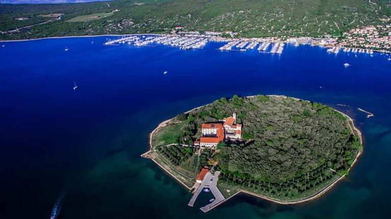 Krk Island: Half-Day Boat Trip to Five Islands - What’s Included and What You Should Consider
