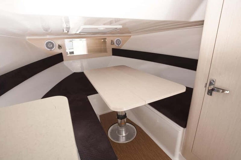 Krk: Rent a boat Atlantic 730 237428kk