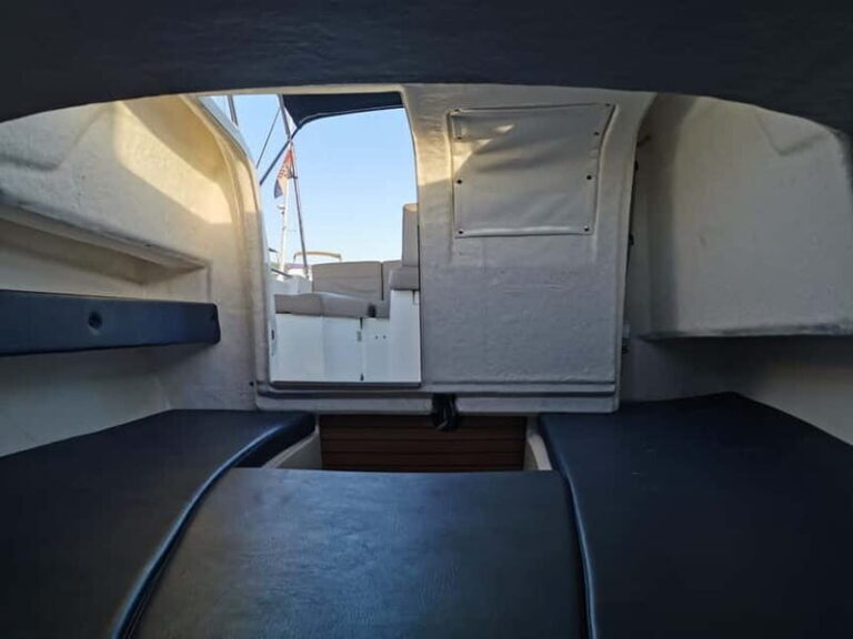 Krk: Rent a boat Prince Sundeck 625 - Discovering the Prince Sundeck 625: What Makes It Special