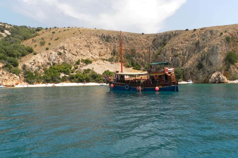 Krk : Sailing along the coasts of island Krk and Plavnik - Practical Details and Tips