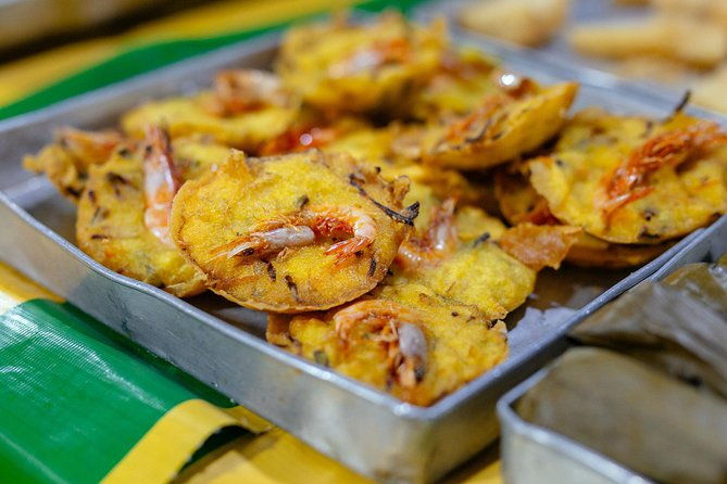 Kuala Lumpur Local Street Food Private Walking Tour by Night - Who Should Consider This Tour?