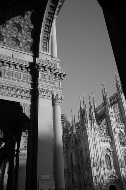 Lake Como: Documentary Photo Shoot for Authentic Memories - The Concept & Approach