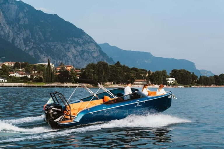 Lake Como: Private Boat Tour with Captain and Drinks - Itinerary Breakdown: What to Expect