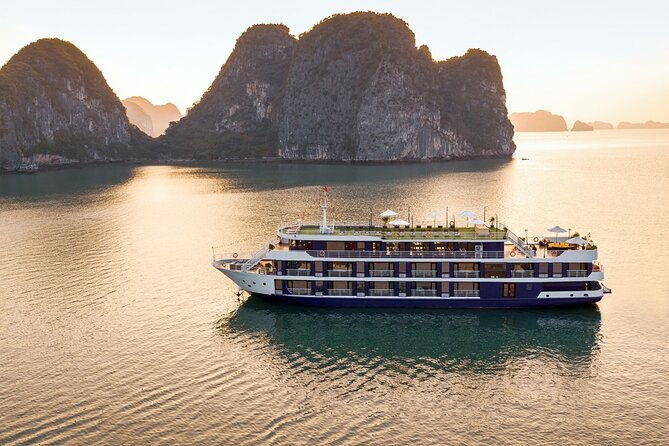 Lan Ha bay luxury cruise 2D/1N: Kayaking, jumping & swimming at pristine places - An In-Depth Look at the Cruise Experience