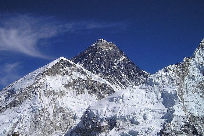 Landing at Everest Base Camp Kalapathar viewpoint by Helicopter - A Practical Guide to the Everest Helicopter Experience