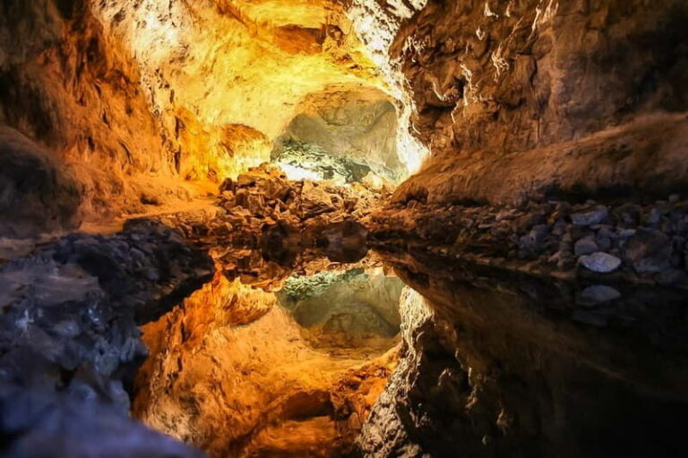 Lanzarote: Timanfaya Park, Jameos Agua, & Cueva Verdes Tour - Pricing and Value