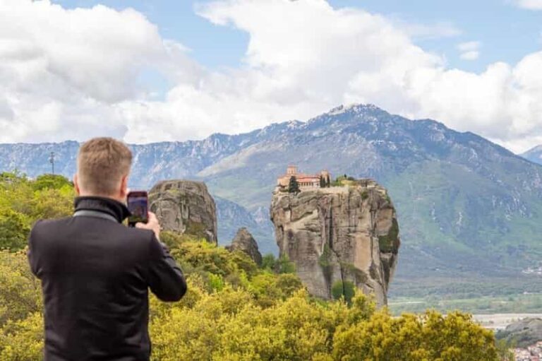 Larissa, to: Meteora private tour, from 1 to 17pax. - The Practical Details