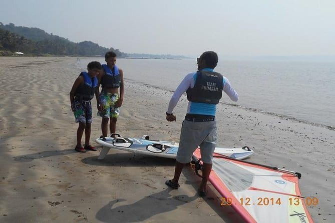 Learn Windsurfing at Bambolim Goa - Key Points  
