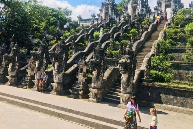 Lempuyang Temple Entrance Ticket All Inclusive - Exploring the Lempuyang Temple Entrance Ticket All-Inclusive Tour