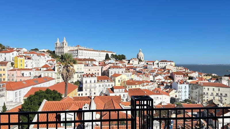 Lisboa: Tuk Tuk ride in Alfama & pick-up you at the hotel. - The Experience: What to Expect from the Lisbon Tuk Tuk Tour