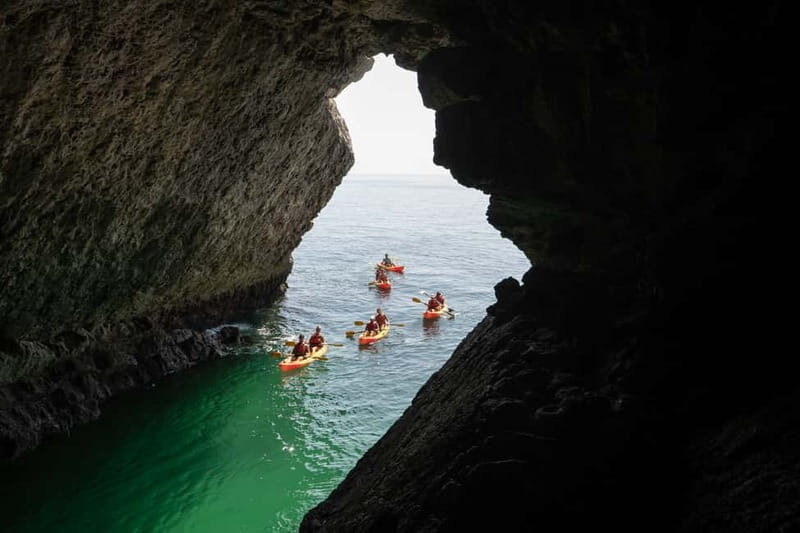 Lisbon: Arrabida Park Kayak Tour with Beach Picnic - Starting Point and Logistics