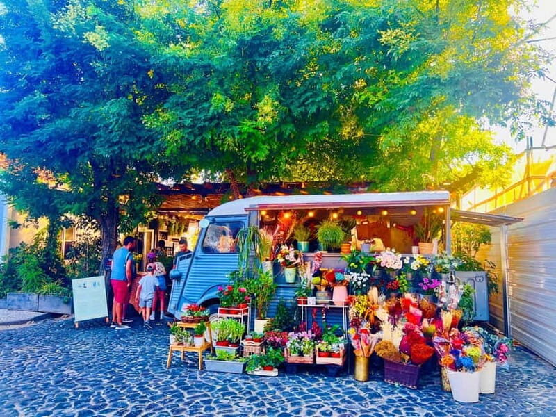 Lisbon: Guided Sightseeing Tour by Tuk Tuk - Who Should Consider This Tour?