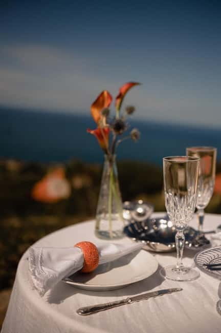 Lisbon: Luxury Vintage Picnic Experience - FAQ