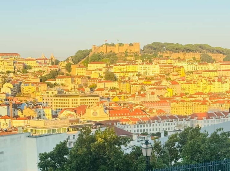 Lisbon: Private Old Town Tuk Tuk Tour - What to Expect: A Detailed Breakdown of the Itinerary