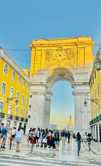 Lisbon: Private Sightseeing Tour by Tuk Tuk - Exploring Lisbon in a Tuk Tuk: What to Expect