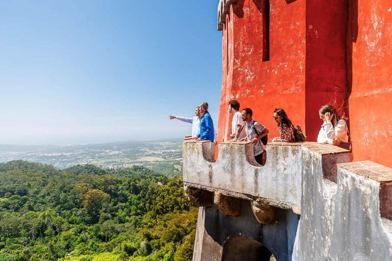 Lisbon: Sintra Cascais & Pena Palace Small Group Tour - Detailed Itinerary Breakdown