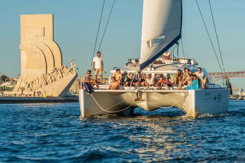Lisbon: Sunset Catamaran Cruise with Drinks