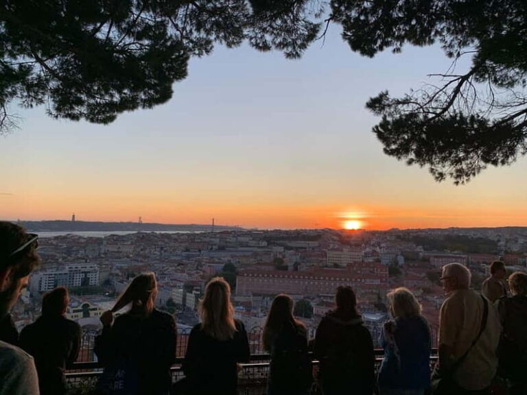 Lisbon TukTuk Tour - Smooth & Fun - Best Instagram Spots - Who Will Love This Tour?