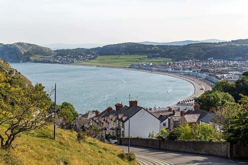 Llandudno Gateway: Snowdonia, Castles & Portmeirion Day Tour - The Practical Side: What to Expect