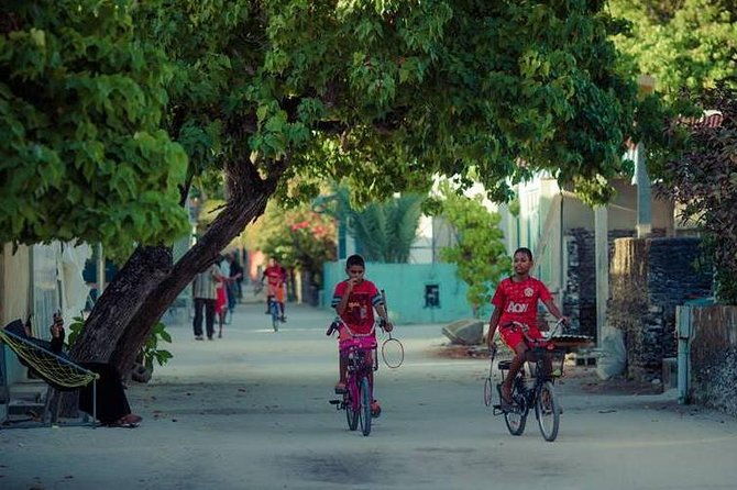Local Island Day Trip from Hulhumale - Exploring the Maldives: A Full-Day Local Island Hopping Tour from Hulhumale