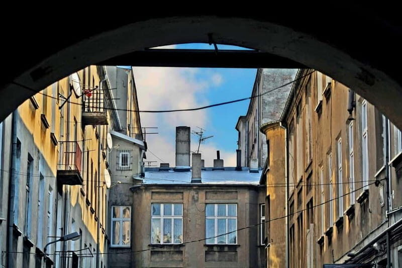 Lodz: Private Guided City Tour - The Experience and Practicalities