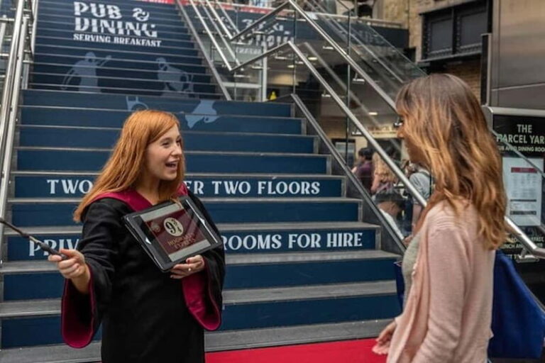 London: Harry Potter Deluxe Tour with London Eye & Dungeons - The Experience Beyond the Harry Potter Theme