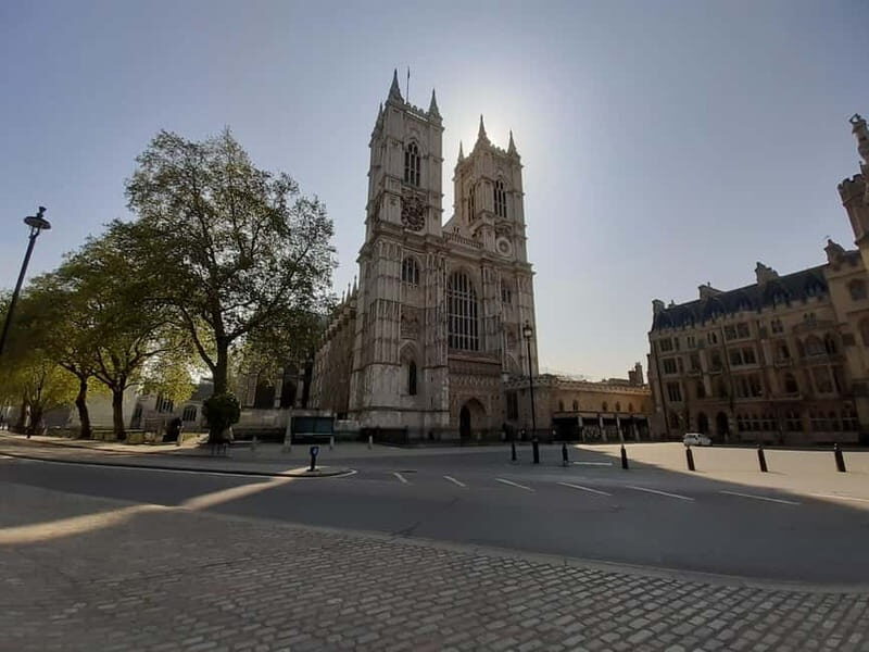London: Jewish History - Private Walking Tour - The Guides: Knowledgeable and Engaging