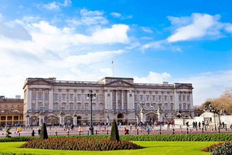 London: Private Panoramic Sightseeing Tour in a Black Taxi - Who Will Love This Tour?