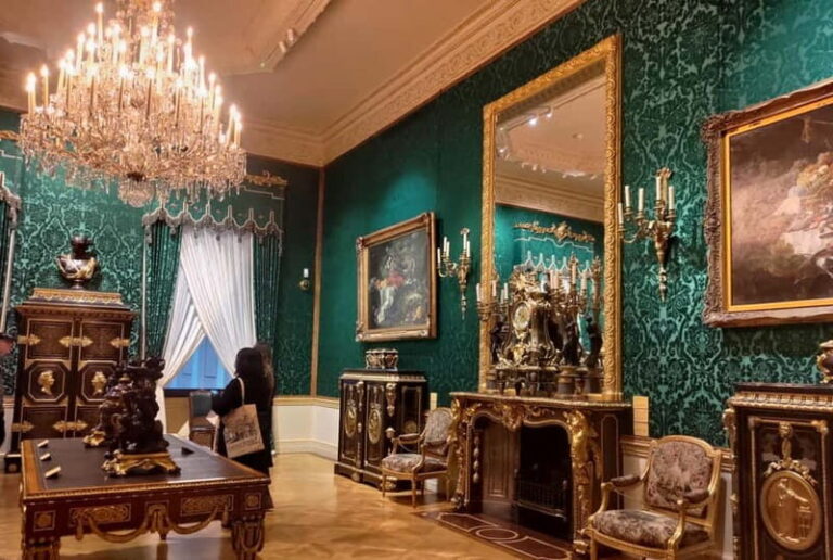 London: Wallace Collection Private Guided Tour - Discovering the Wallace Collection: An Artistic and Historic Treasure in Central London