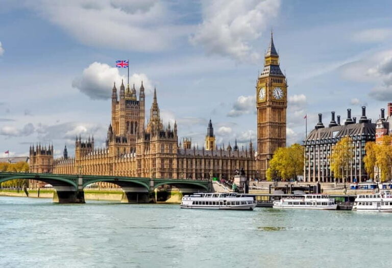 Londons Ultimate Routemaster Bus Tour with Live Guide - The Itinerary Breakdown