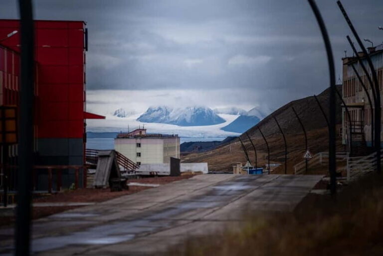 Longyearbyen: Private Guided Walking Tour - What’s Included and What to Expect