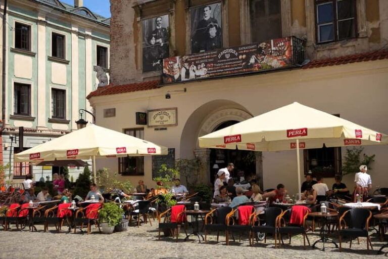 Lublin: Private Old Town Walking Tour - Walk Along Krakowkie Przedmiescie to the Heart of Old Town