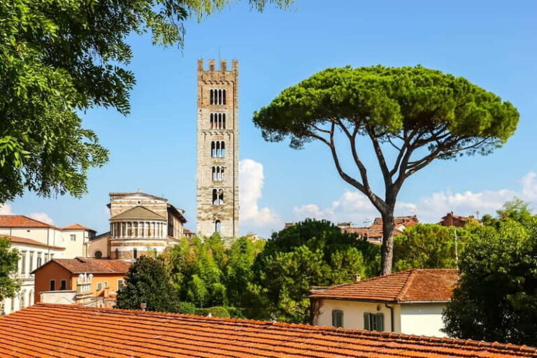 Lucca: Express Walk with a Local in 60 Minutes - Practical Details and Tips