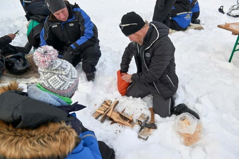 Luleå : Nordic Winter Skills - 3 hours including lunch - Exploring the 3-Hour Journey