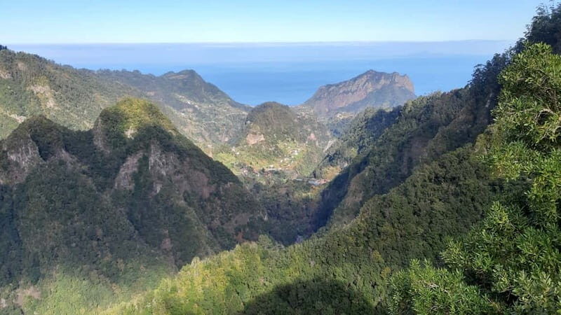 Madeira: Private 1.5-Kilometer Levada dos Balcões Hike PR11 - The Balcões Viewpoint: The Pinnacle of the Tour