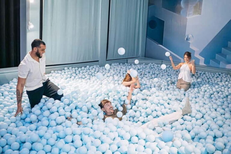 Madrid: IKONO Entry Ticket - How It Compares to Other Attractions