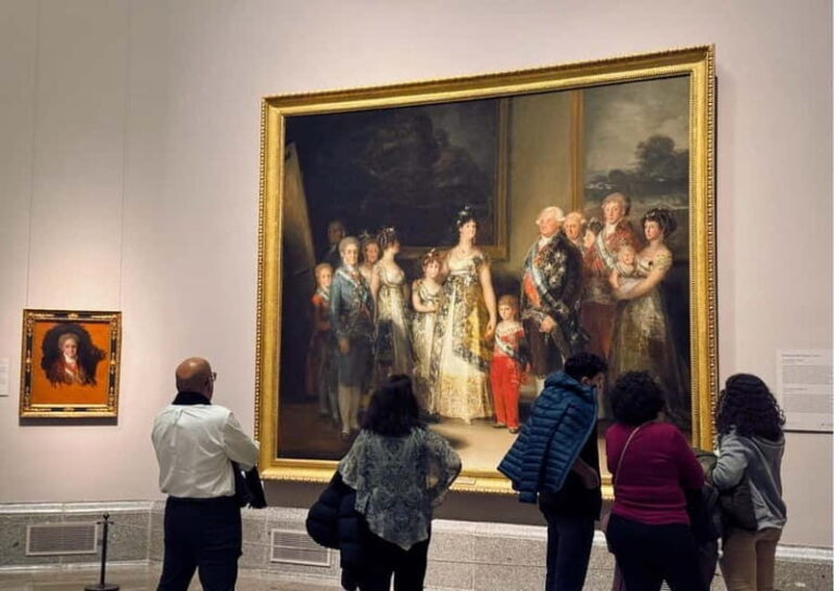 Madrid: Prado Museum and Tapas & Wine Tour with Local Guide - Who is This Tour Best For?