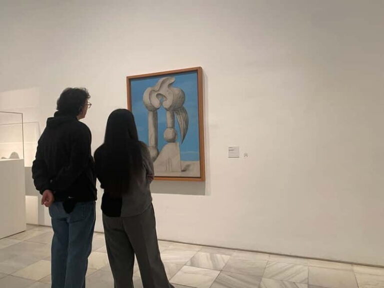 Madrid: Reina Sofía Museum Guided Tour, Small Group - The Experience in Detail