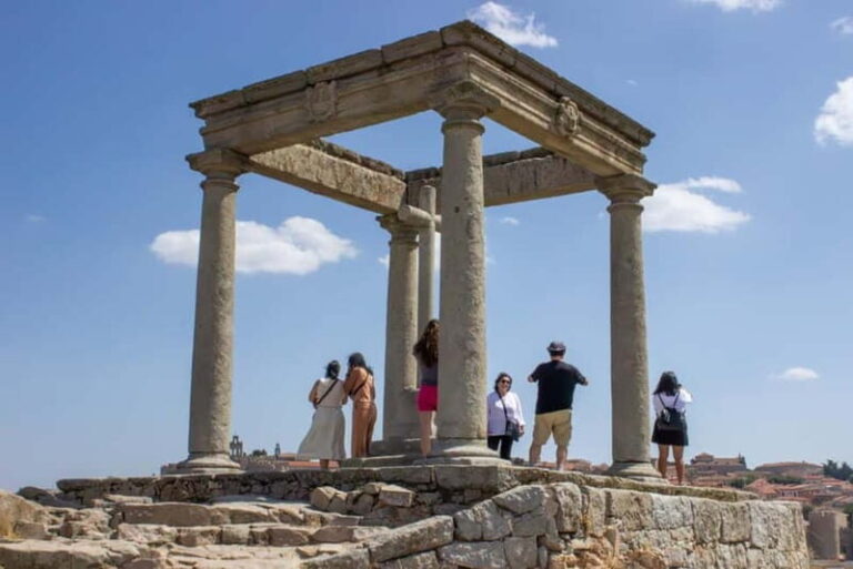 Madrid: Segovia & Ávila Full Day with Alcázar & Wall Tickets - How the Day Unfolds