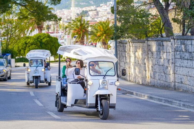 Makarska: City Tour & Olive Oil Tasting with a Tuk Tuk - Transportation and Group Dynamics